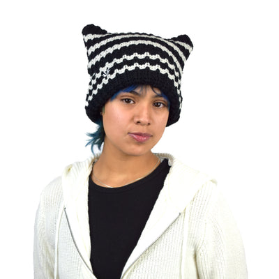 Cat beanie satin lined